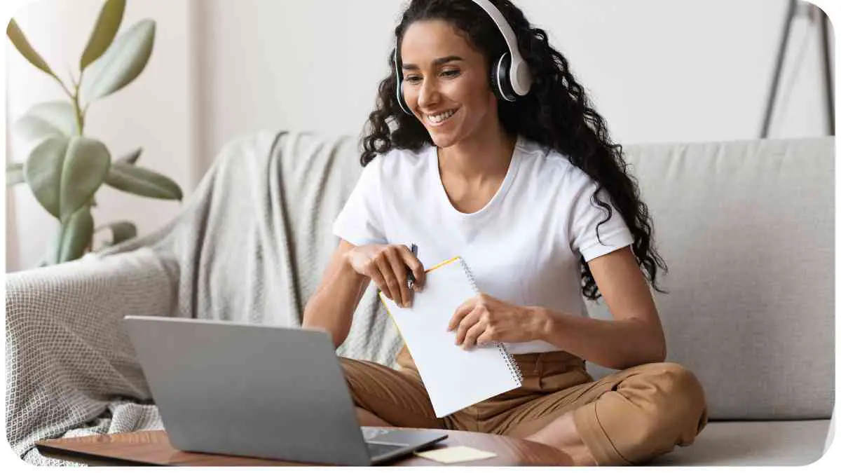 Are Wireless Headsets Good for Telecommuting? What You Need to Know